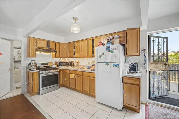 103-25 Alstyne AVE, Corona, NY 11368