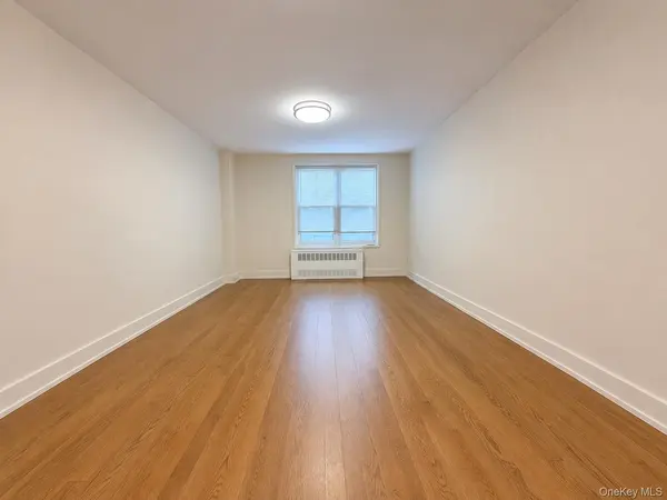 142-20 Franklin AVE #3R, Flushing, NY 11355