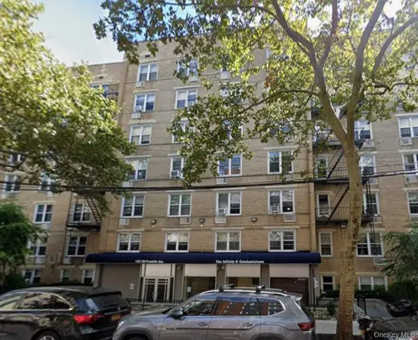 142-20 Franklin AVE #3R, Flushing, NY 11355