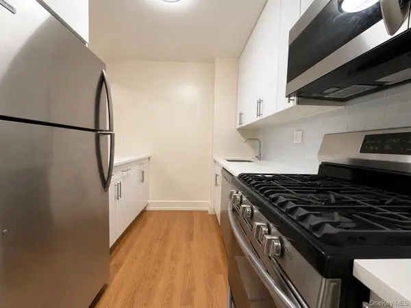 142-20 Franklin AVE #3R, Flushing, NY 11355