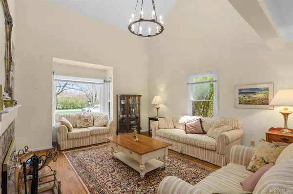 570 Hampton RD #31, Southampton, NY 11968