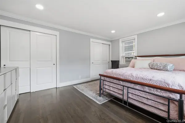 1090 Midland AVE, Bronxville, NY 10708