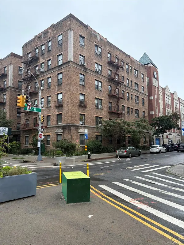 82-06 34 Ave #1A, Jackson Heights, NY 11372