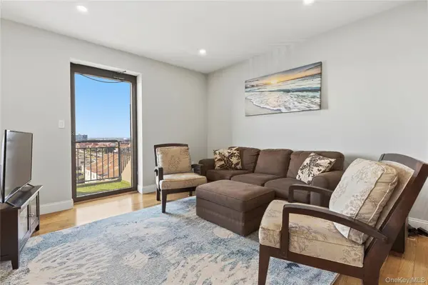 100 W Broadway #6C, Long Beach, NY 11561