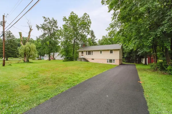 72 South TER, Fishkill, NY 12524
