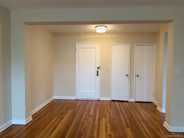 32 Cathedral AVE #6B, Hempstead, NY 11550