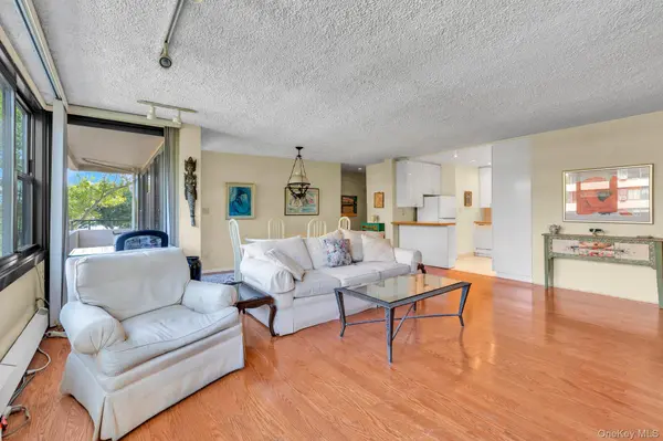 166-10 Powells Cove BLVD #5D, Beechhurst, NY 11357