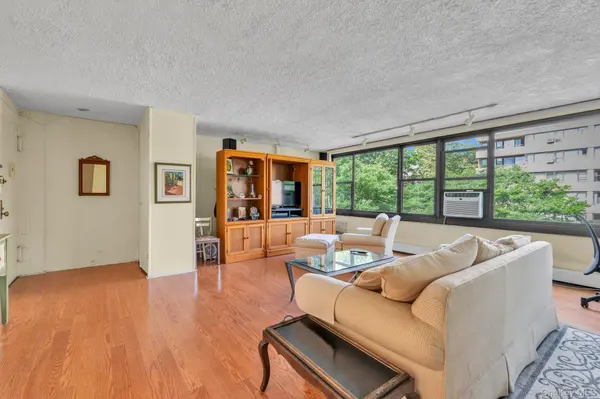 166-10 Powells Cove BLVD #5D, Beechhurst, NY 11357
