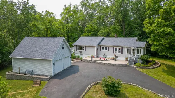 3253 State Route 52, Pine Bush, NY 12566