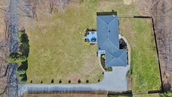 10 Hidden DR, Monroe, NY 10950