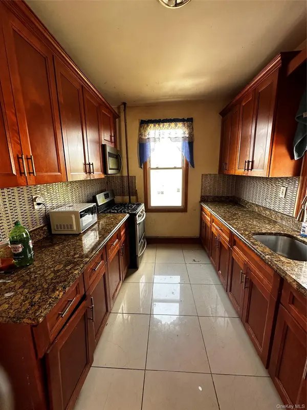 Address not disclosed, Jamaica, NY 11435