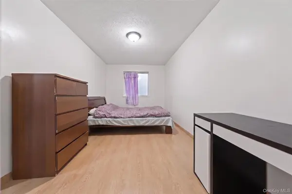 140-44 34th AVE #2C, Flushing, NY 11354