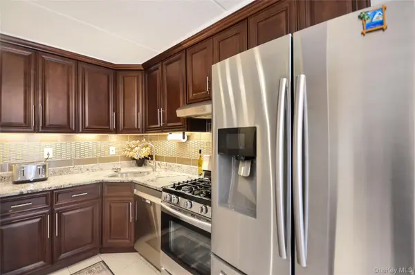 397 N Broadway #1F, Yonkers, NY 10701