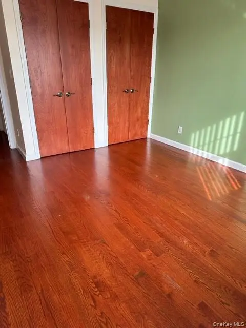 2580 38th ST #7, Astoria, NY 11103