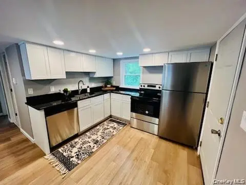 70 New Paltz RD #2D, Highland, NY 12528