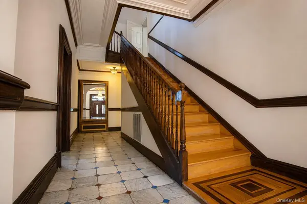 12 Monell PL, Beacon, NY 12508