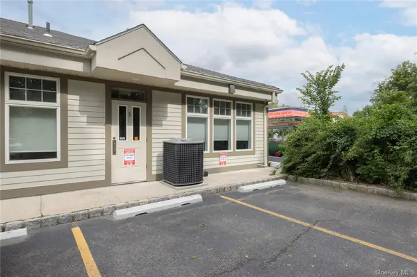 516 Route 303 #Unit #5, Orangeburg, NY 10962