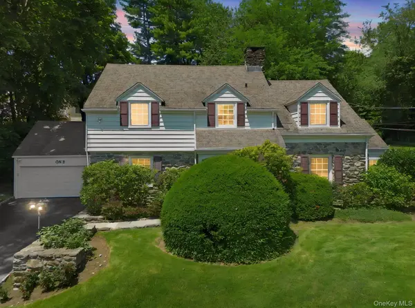 1 Sheridan RD, Scarsdale, NY 10583