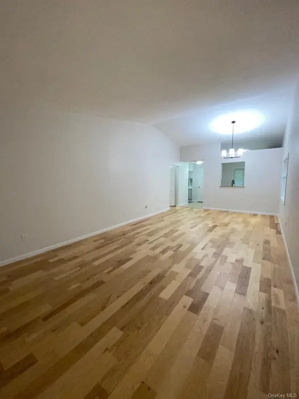 85 N Middletown RD #D2, Nanuet, NY 10954