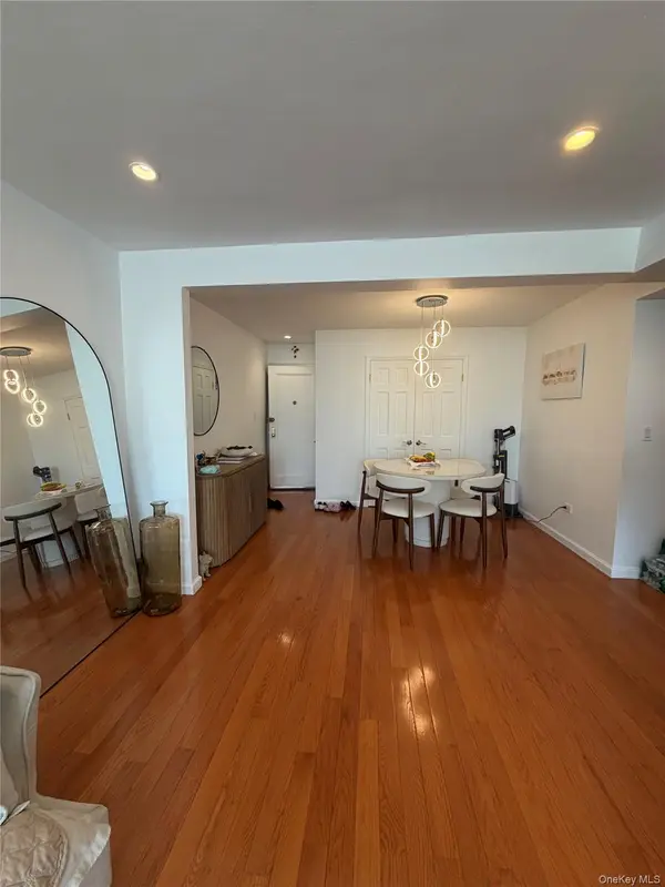 42-45 Kissena BLVD #6J, Flushing, NY 11355