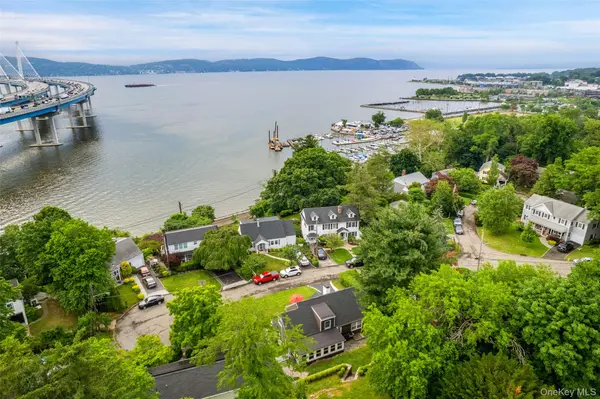 110 Tappan Landing RD, Tarrytown, NY 10591
