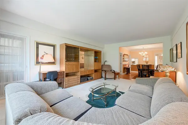 69-10 108th ST ##4J, Forest Hills, NY 11375