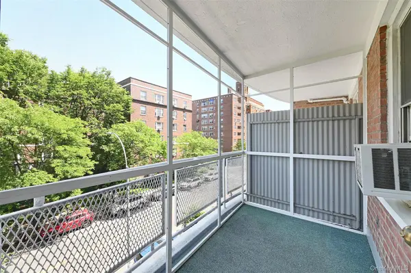 69-10 108th ST ##4J, Forest Hills, NY 11375