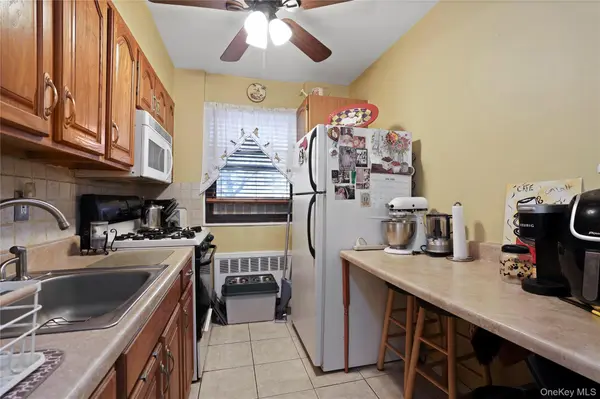 155-45 81st ST #18, Howard Beach, NY 11414