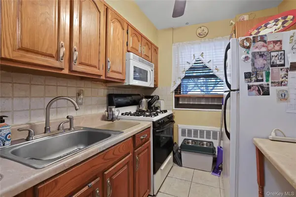 155-45 81st ST #18, Howard Beach, NY 11414