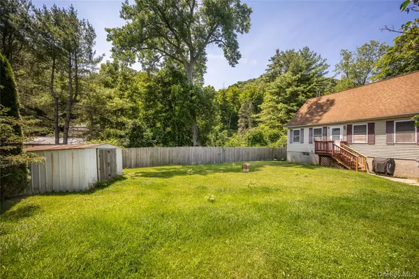 5 Lake Amenia RD, Amenia, NY 12501