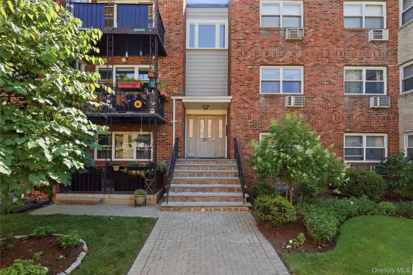 152 B N Broadway #2E, White Plains, NY 10603