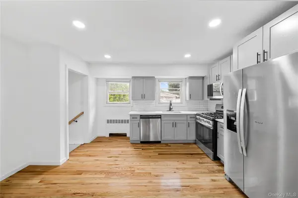 504 Decatur ST, Uniondale, NY 11553