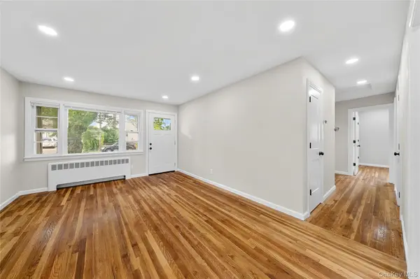 504 Decatur ST, Uniondale, NY 11553