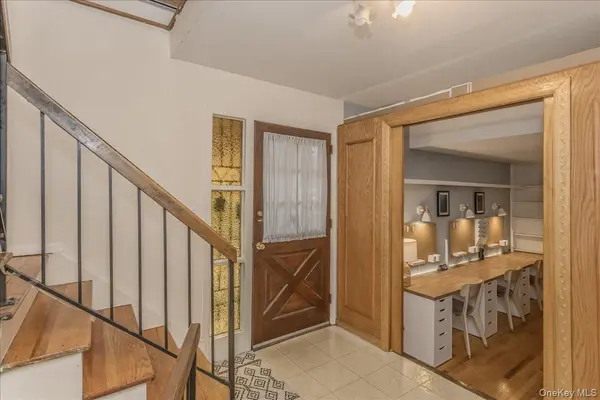 6117 231st ST #2, Oakland Gardens, NY 11364