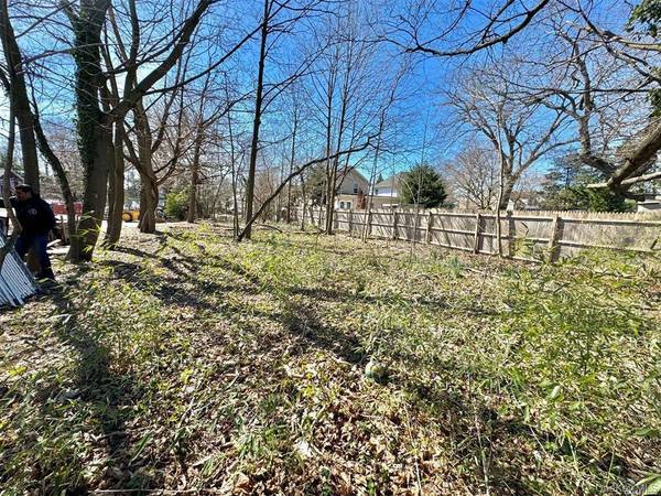 627 Wadleigh AVE, West Hempstead, NY 11552