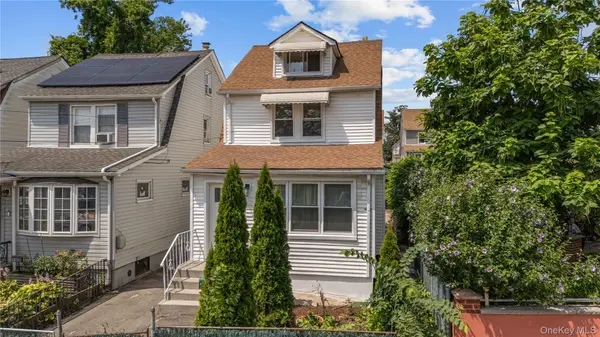 11422 212th ST, Cambria Heights, NY 11411