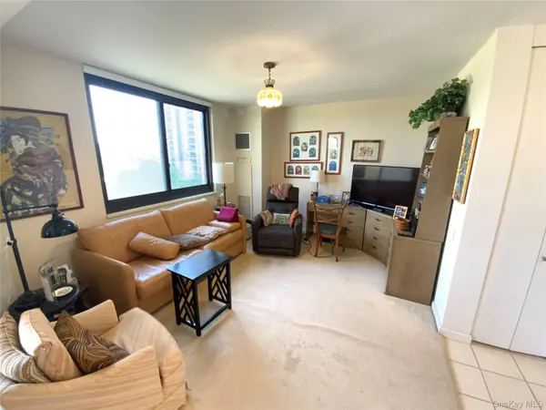 27010 Grand Central Pkwy #7G, Floral Park, NY 11005