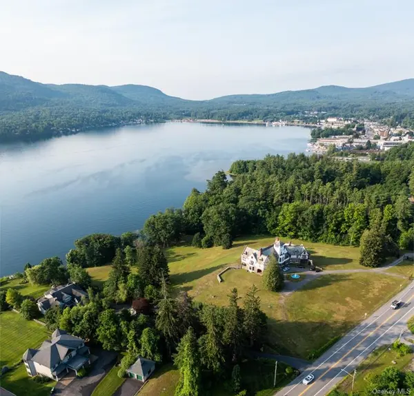 2978 Lakeshore DR, Lake George, NY 12845