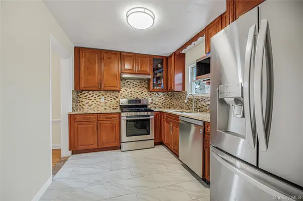 53 Holly ST, Yonkers, NY 10704