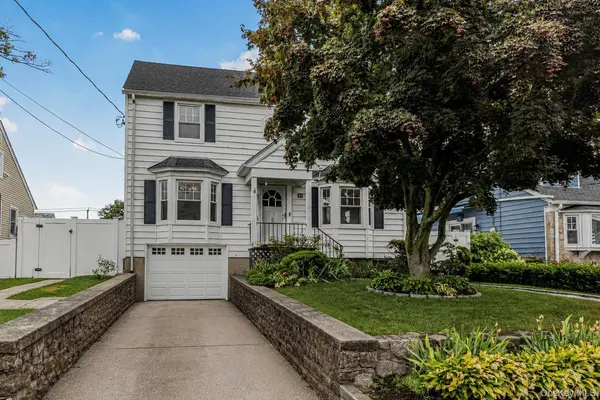 53 Holly ST, Yonkers, NY 10704