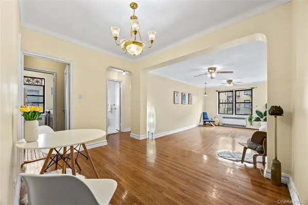 35-35 75th ST #522, Jackson Heights, NY 11372
