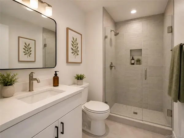 15038 Union TPKE #8M, Flushing, NY 11367