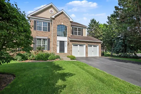 427 Vassar PL, Fishkill, NY 12524