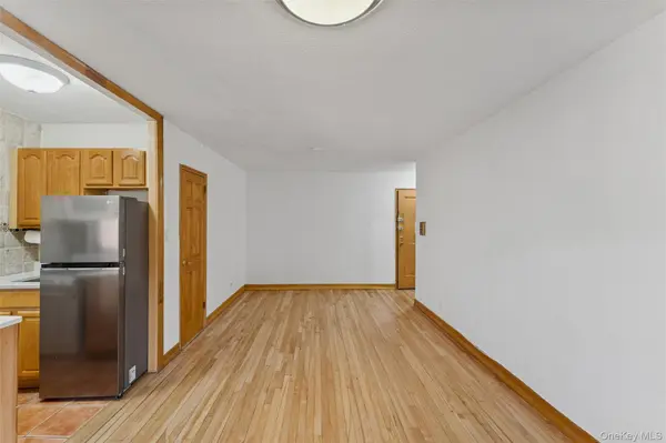 33-35 81 ST #4A, Jackson Heights, NY 11372