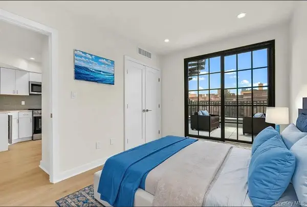 2525 31st AVE #7A, Astoria, NY 11106