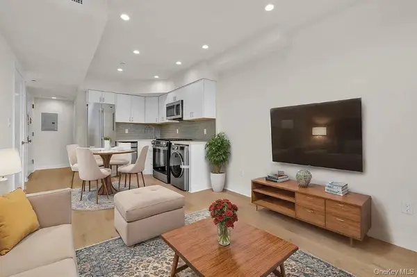 2525 31st AVE #7A, Astoria, NY 11106