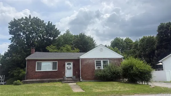 3 Elm ST, New Windsor, NY 12553