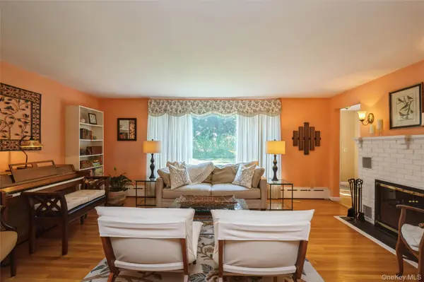 199 N Country RD, Port Jefferson, NY 11777
