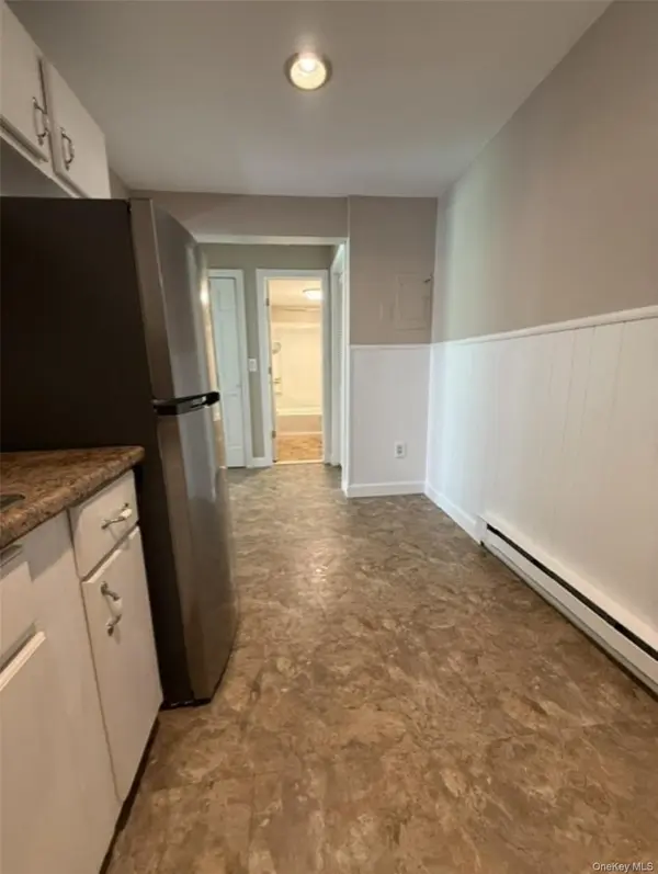 315 Fox Run LN, Carmel, NY 10512