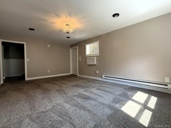315 Fox Run LN, Carmel, NY 10512